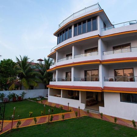 Tridiva Morjim 150 Meters To Morjim Beach Exterior photo