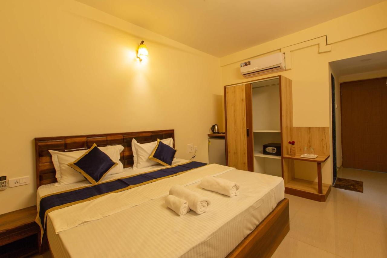 Tridiva Morjim 150 Meters To Morjim Beach Exterior photo